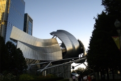 Cloud gate