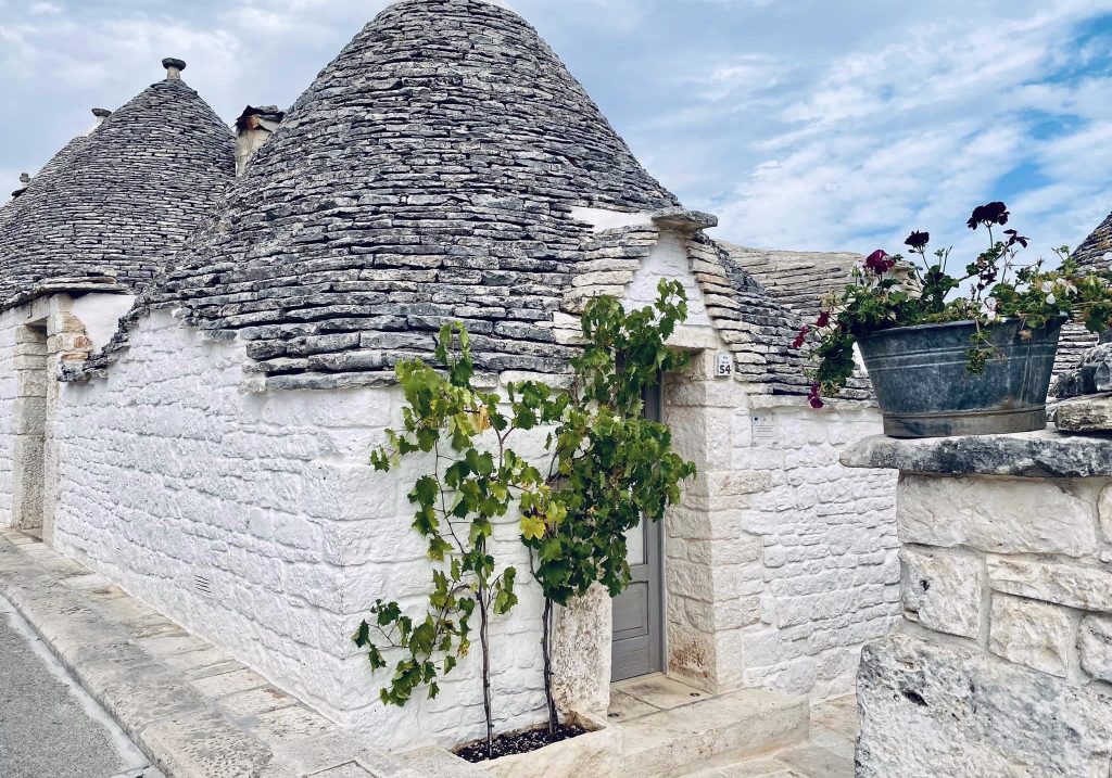 Pouilles un monde de voyages