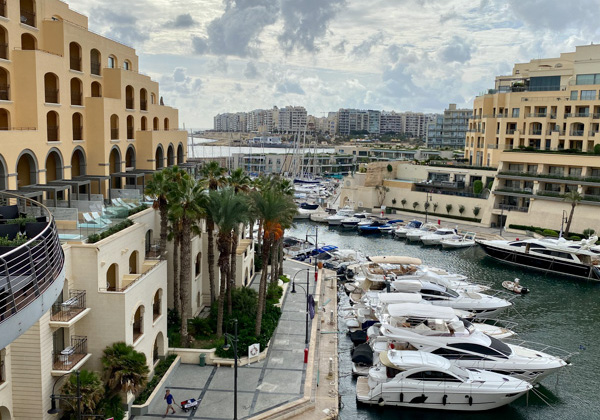 Hilton-Malta21